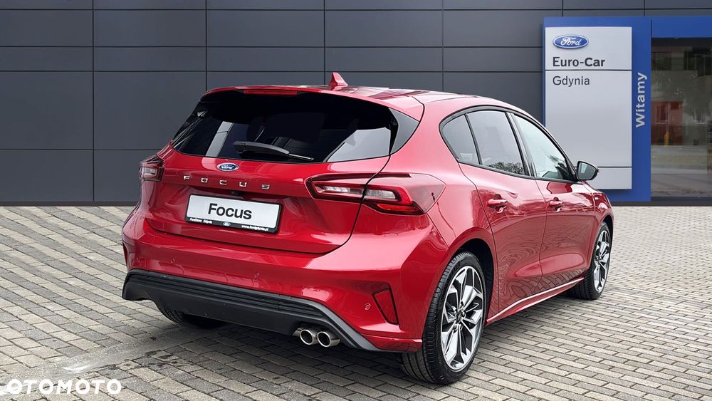 Ford Focus 1.0 EcoBoost Hybrid ST-LINE X - 6