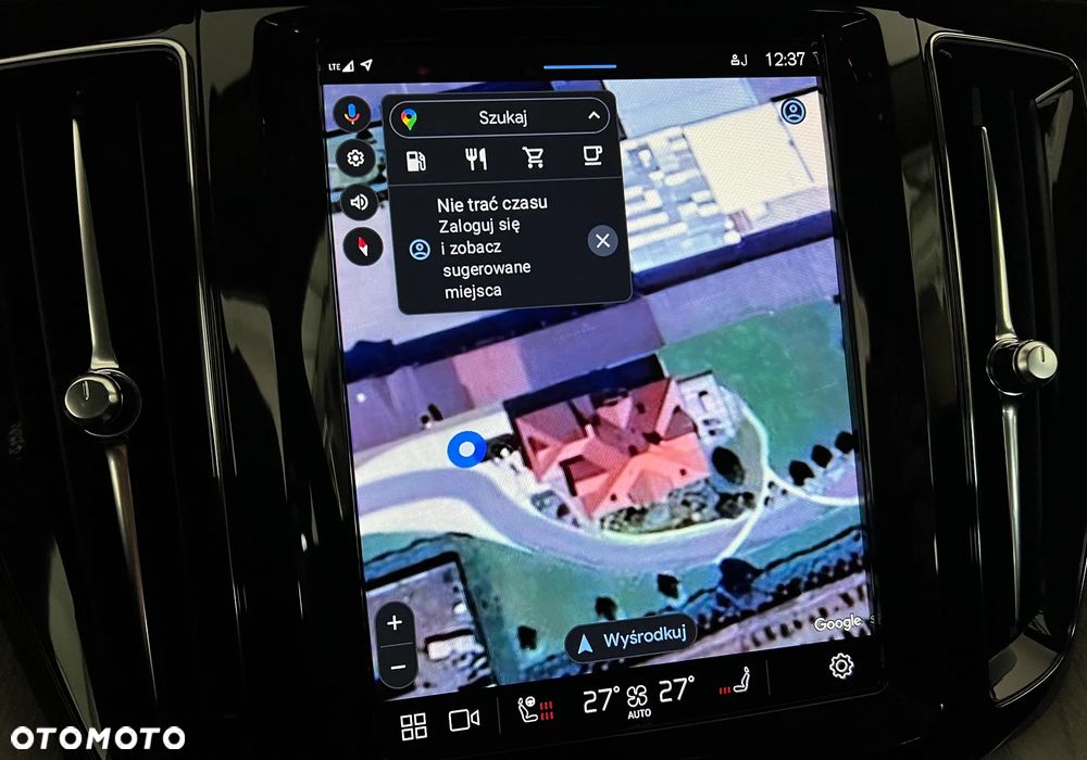 Volvo XC 60 B4 D AWD Plus Dark - 26