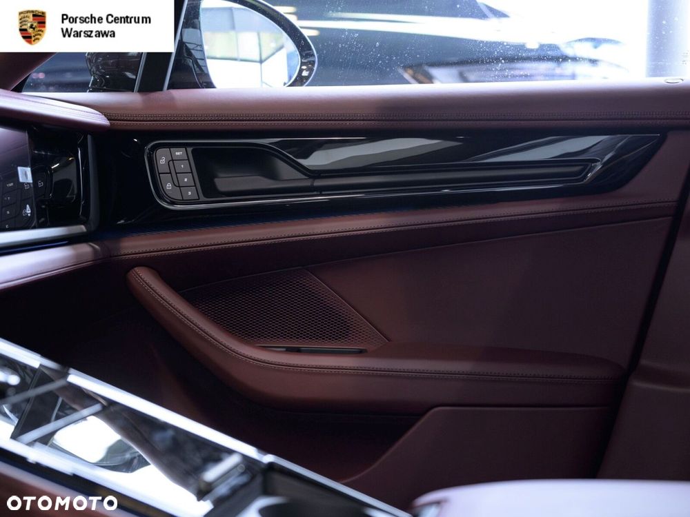 Porsche Panamera - 17