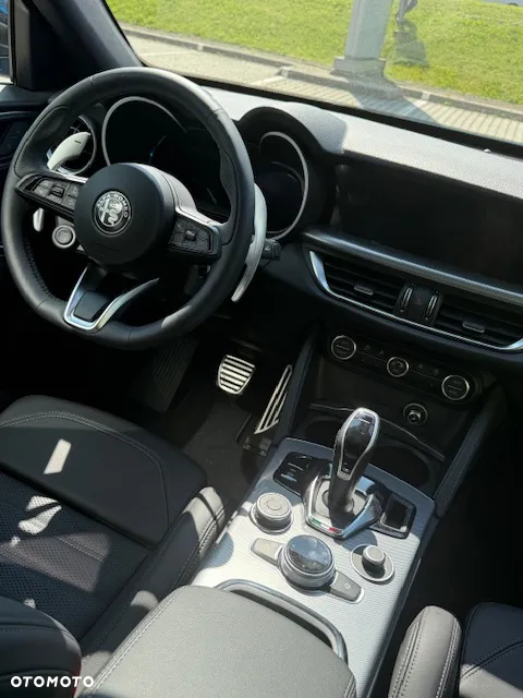 Alfa Romeo Stelvio 2.0 Turbo Veloce Q4 - 10