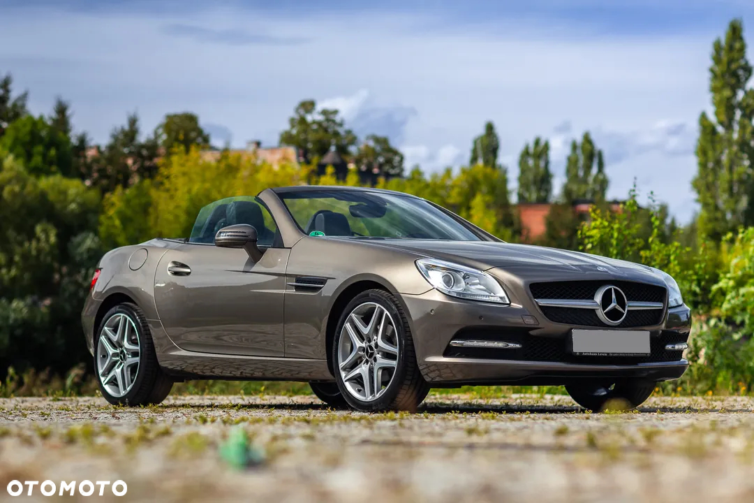 Mercedes-Benz SLK 200 (BlueEFFICIENCY) - 4