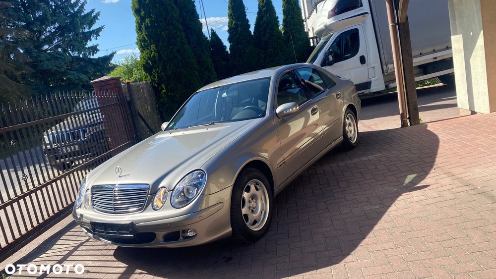 Mercedes-Benz Klasa E 200 Kompressor Automatik Classic - 1