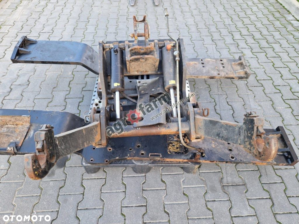 TUZ, przedni podnośnik, Massey Ferguson 8270 - 3