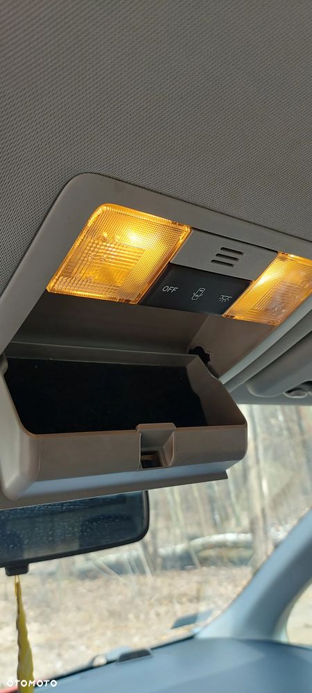 Toyota Verso 1.6 Luna - 33