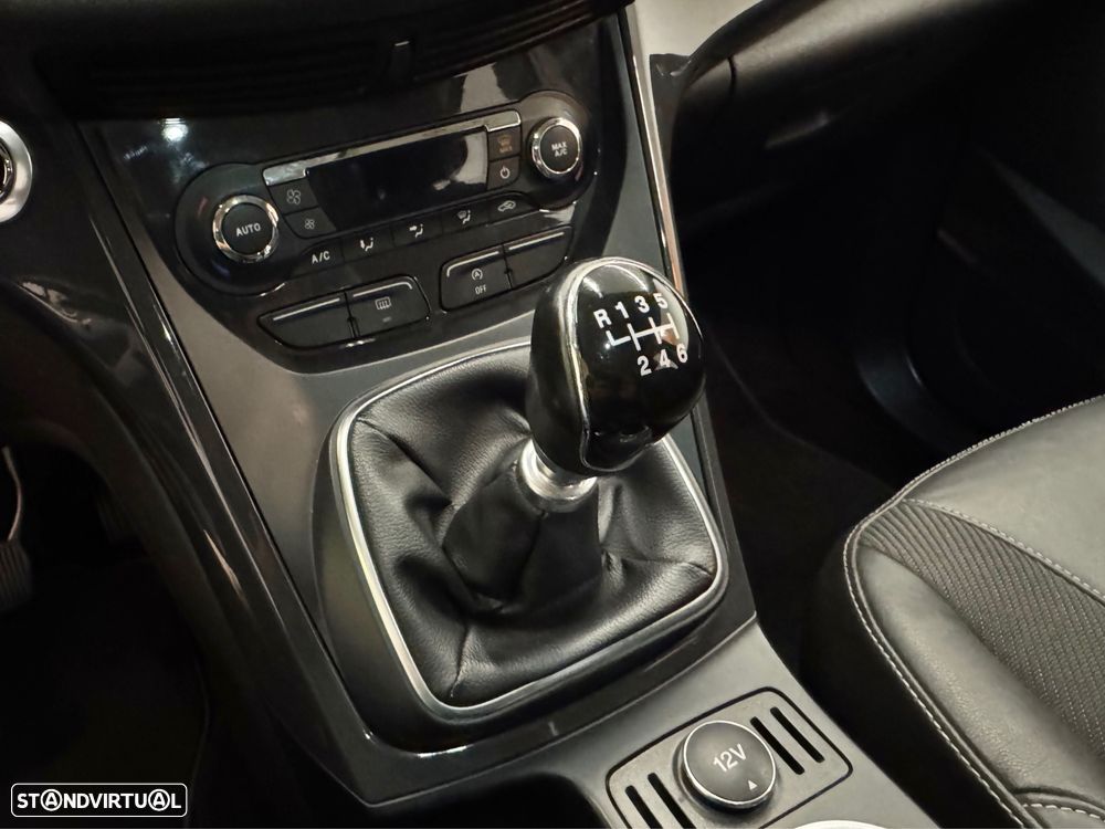 Ford Kuga 1.5 EcoBoost Titanium - 23