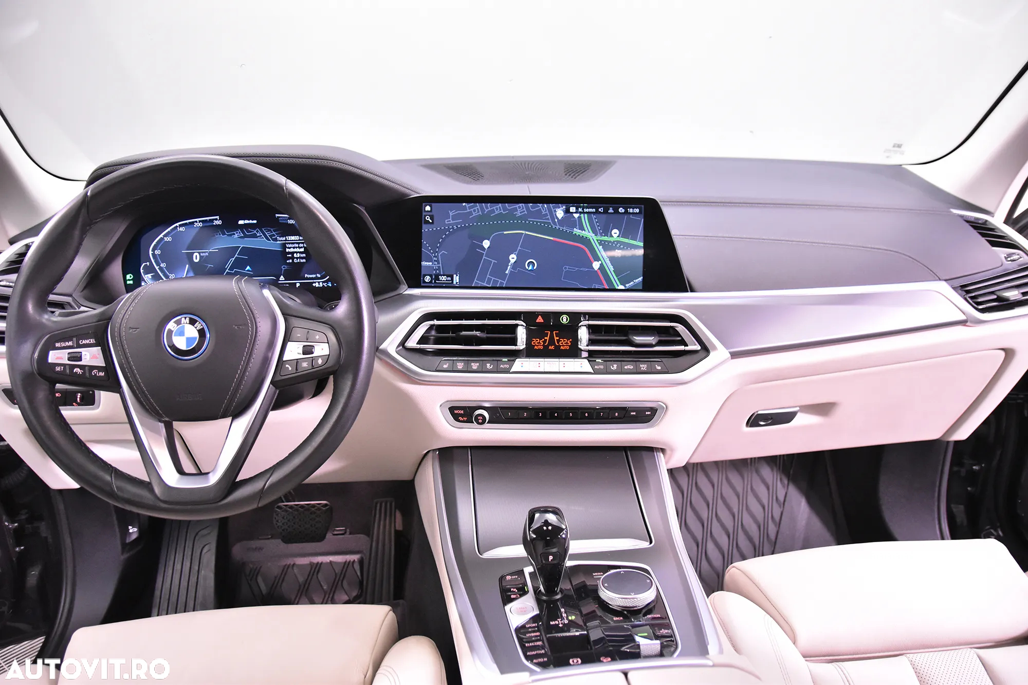 BMW X5 xDrive45e - 9