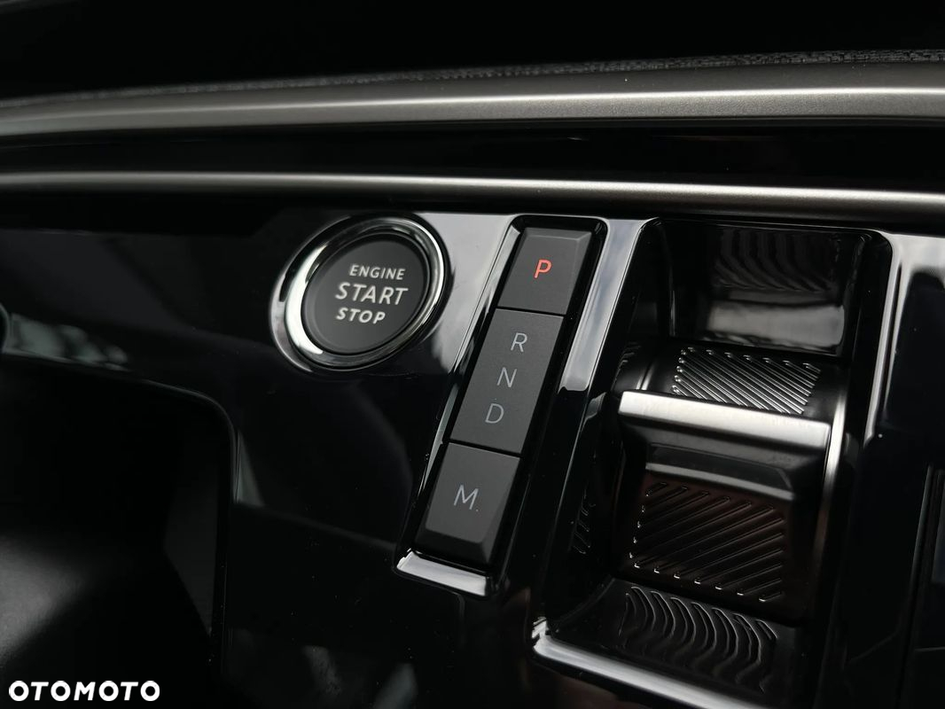 Peugeot 5008 1.2 PureTech mHEV Allure S&S e-DCS6 - 16