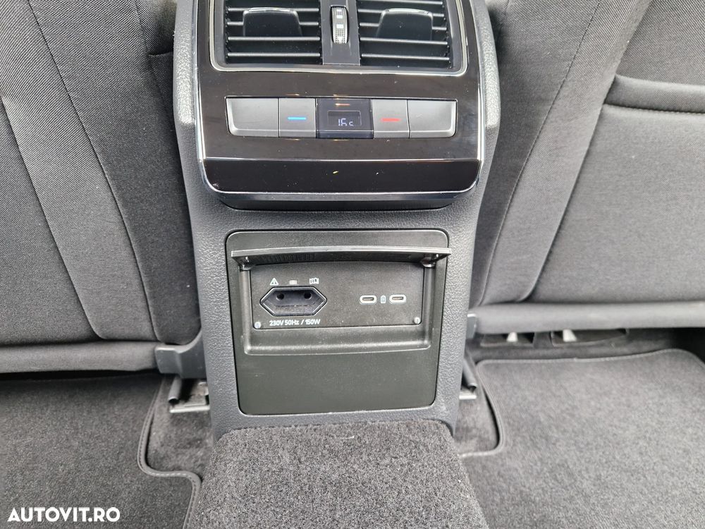 Skoda Superb 2.0 TDI DSG Ambition - 19