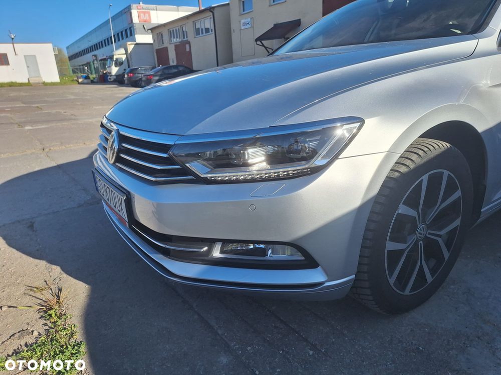 Volkswagen Passat 1.8 TSI BMT Comfortline - 2