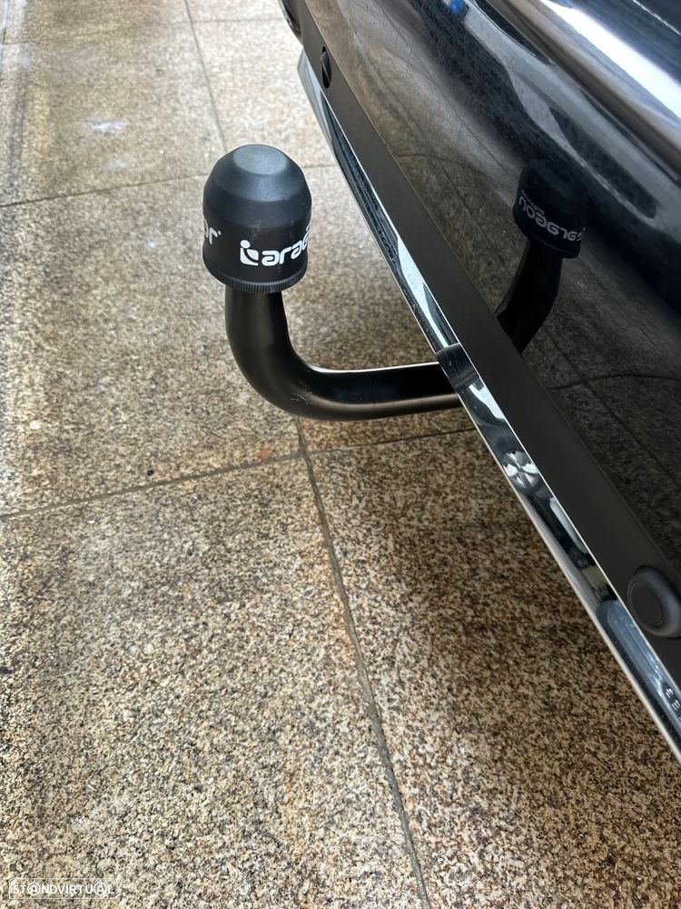 Mercedes-Benz E 220 d AMG — fotografia 8
