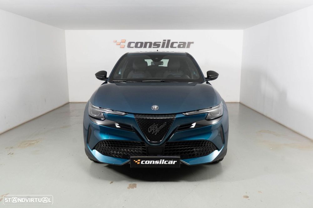 Alfa Romeo Junior Elletrica 50 kWh Launch Edition - 3