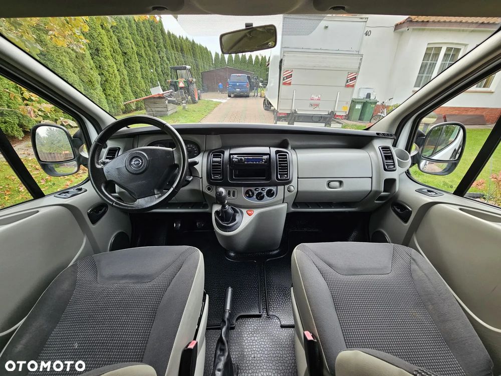 Opel Vivaro L2H1 2.9t - 17