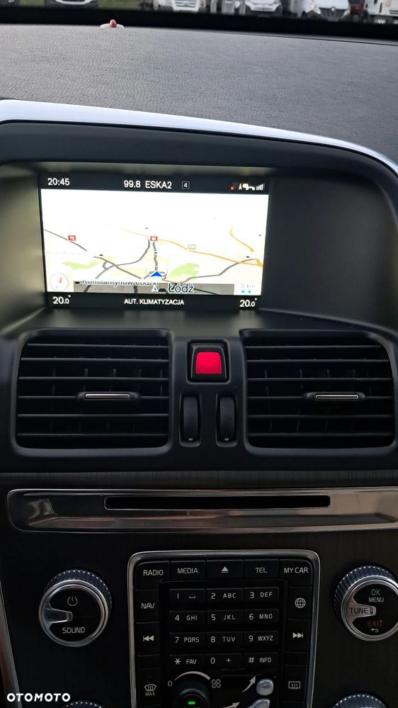 Volvo XC 60 T6 Geartronic Momentum - 11
