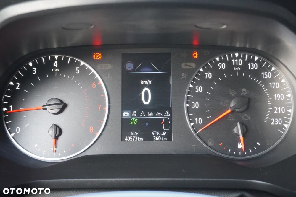 Renault Captur TCe Mild Hybrid 140 GPF TECHNO - 40