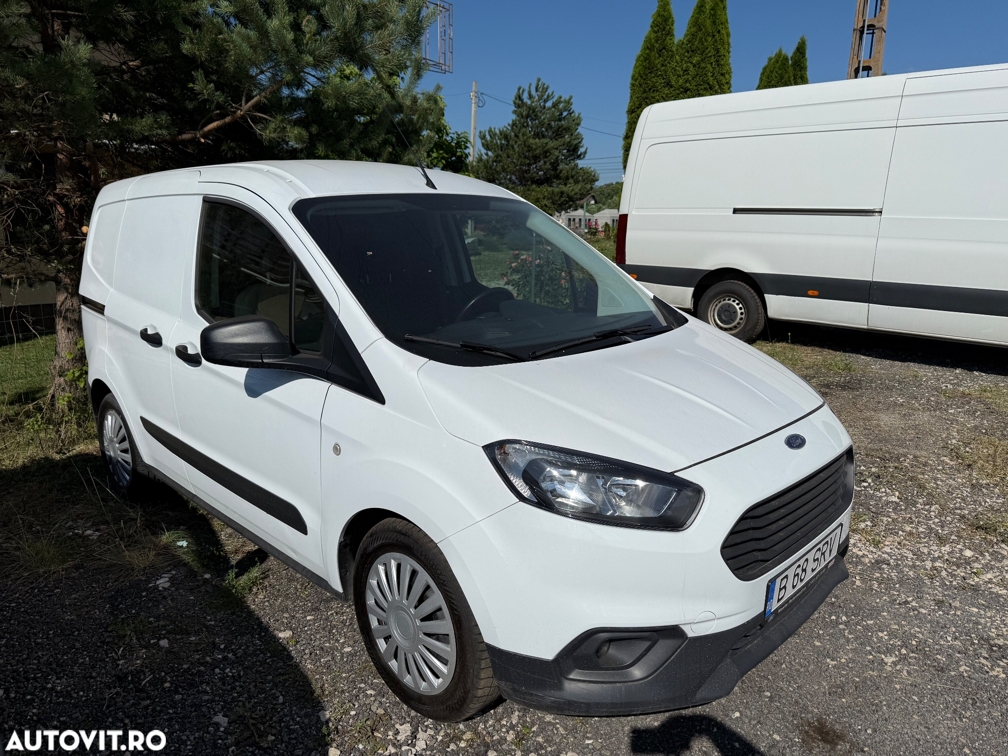 Ford Courier - 3