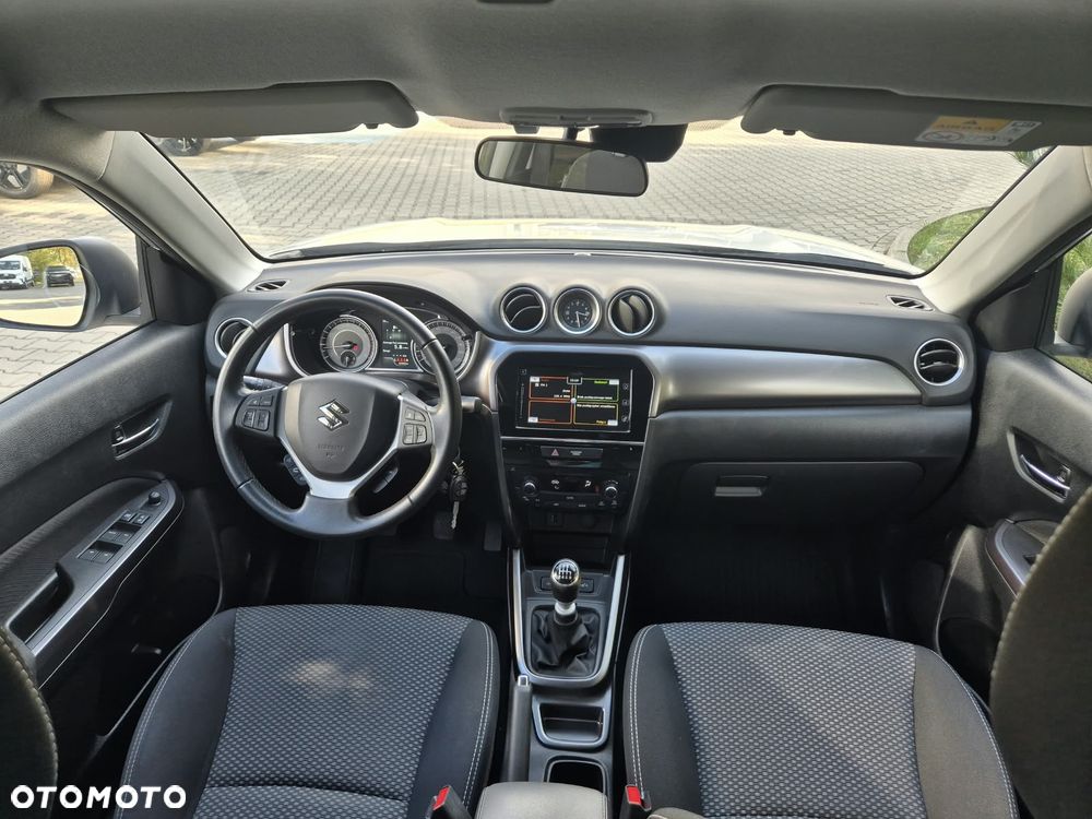 Suzuki Vitara - 8