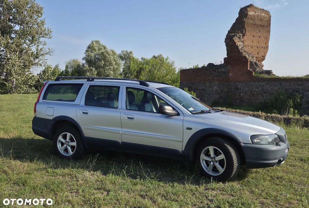Volvo XC 70 D5 AWD Automatik - 1