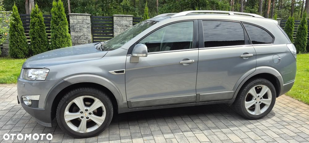 Chevrolet Captiva 2.2 D LTZ - 2