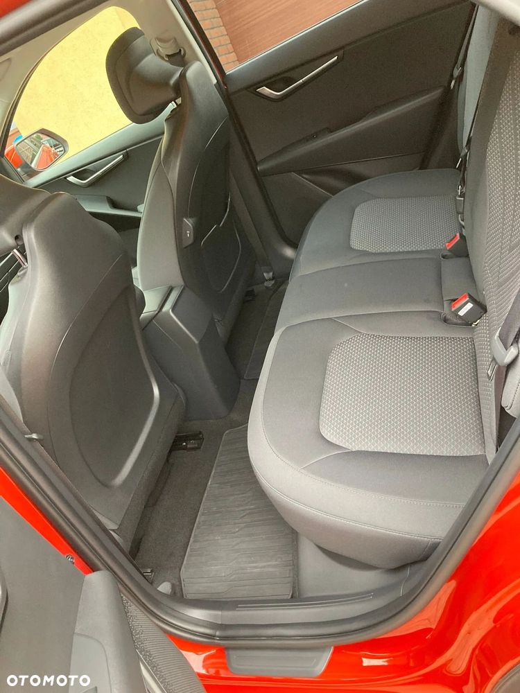 Kia Niro 64kWh M - 4