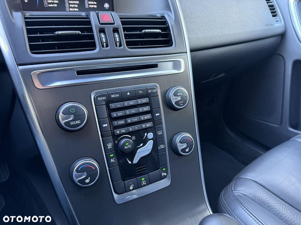 Volvo XC 60 D4 Edition Pro - 27