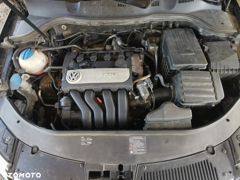 Volkswagen Passat - 13