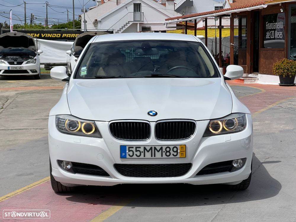 BMW 320 d xDrive Navigation Auto - 6