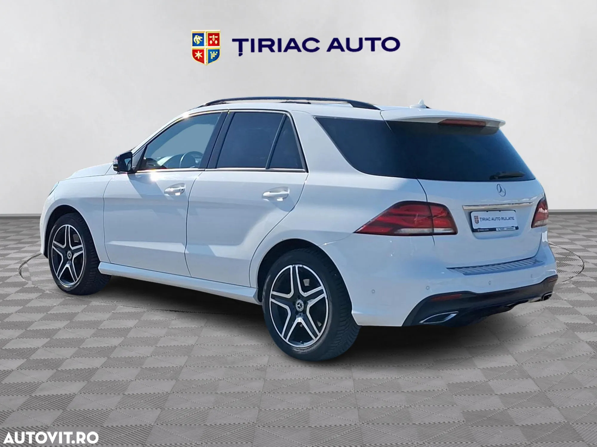 Mercedes-Benz GLE 350 d 4MATIC - 4