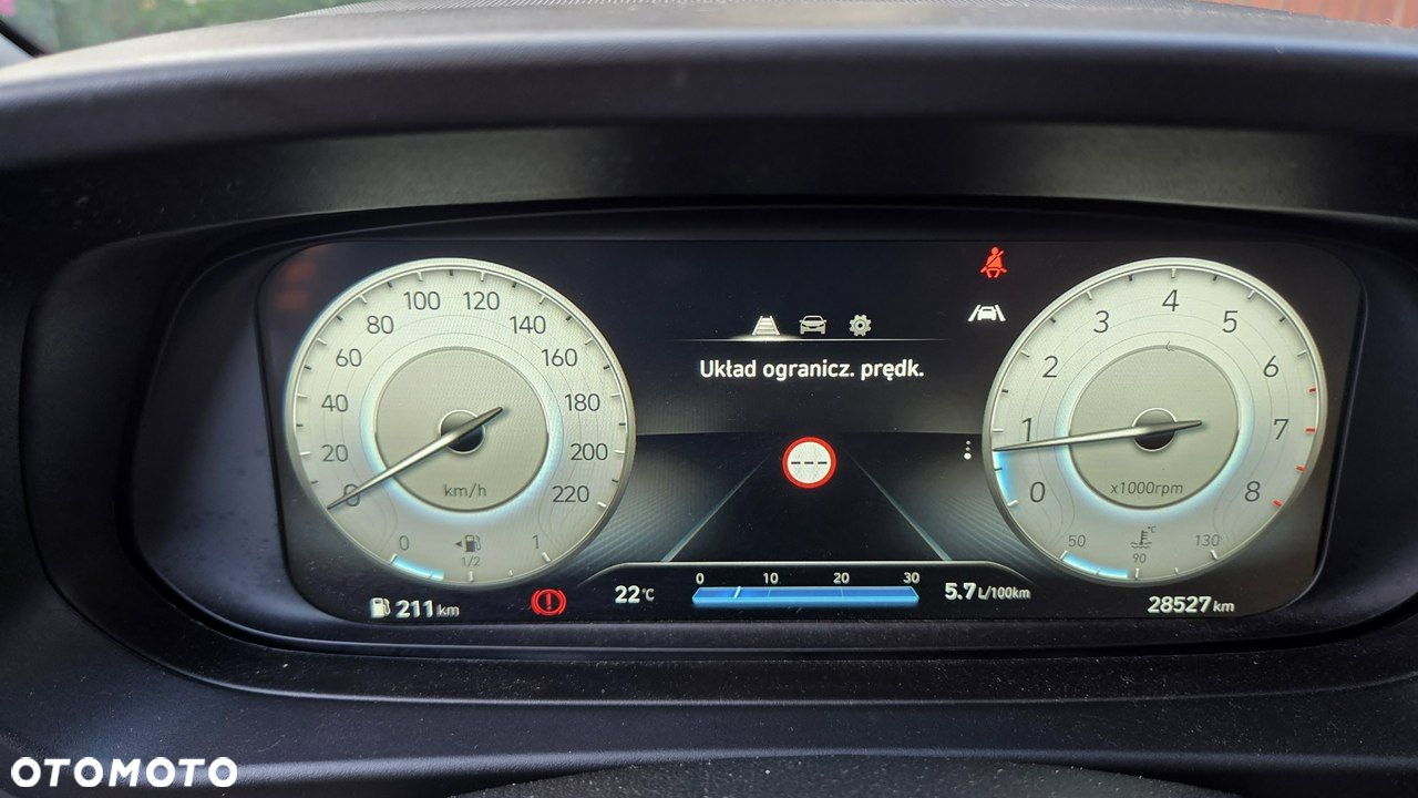 Hyundai i20 - 21