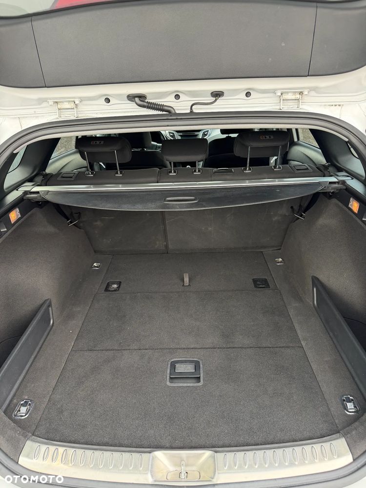 Hyundai i40 1.7 CRDi BlueDrive Business DCT - 6