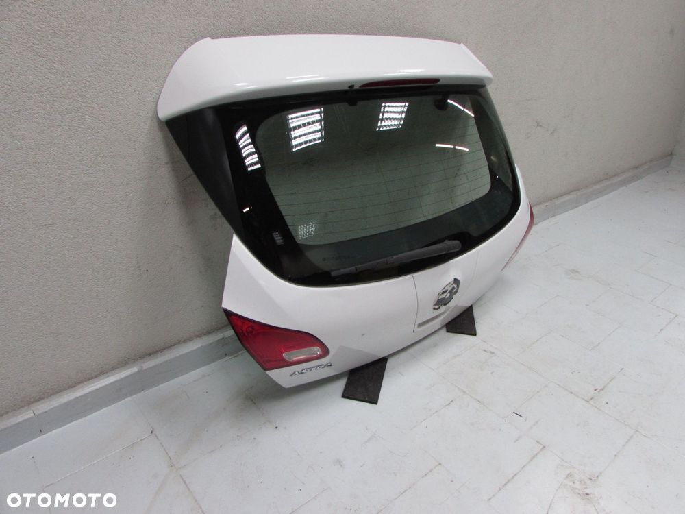 OPEL ASTRA IV J LIFT FL 09-15 KLAPA BAGAZNIKA TYL SZYBA KPL Z40R DO ZALOZENIA - 4