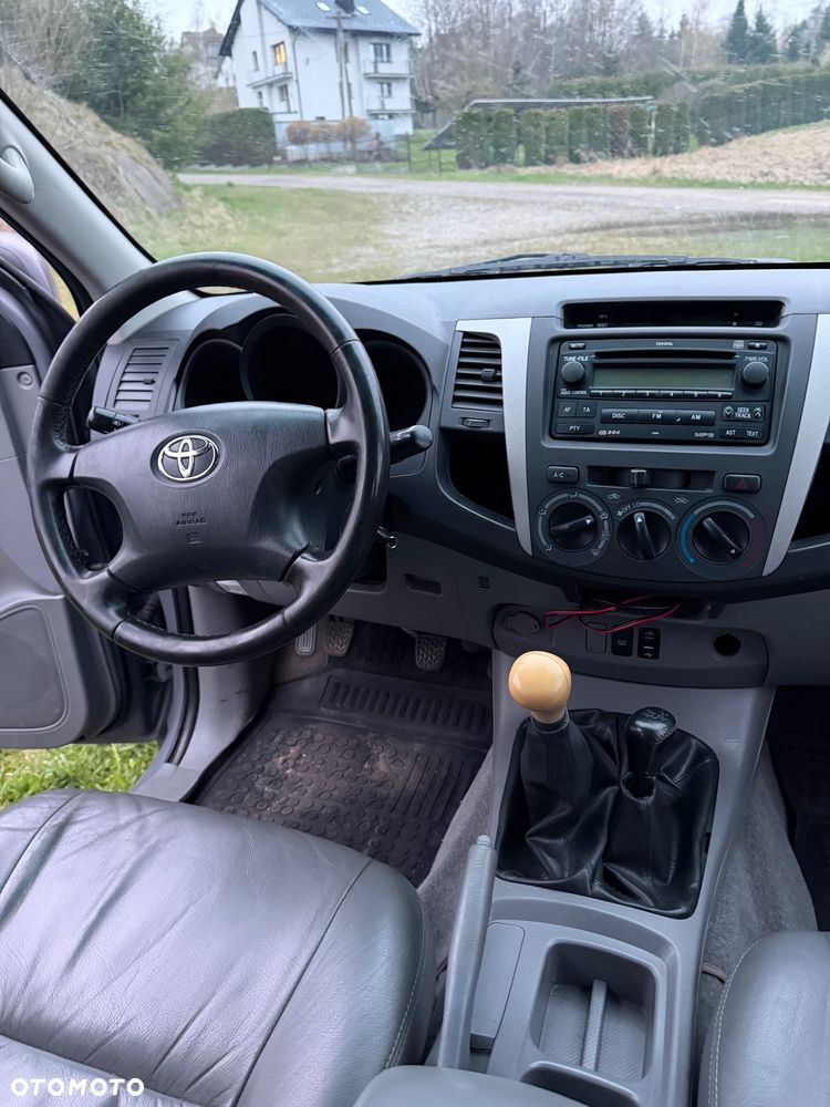 Toyota Hilux 3.0 D-4D SR5-X - 21