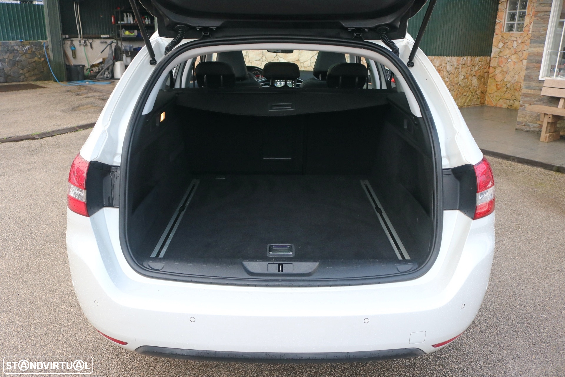 Peugeot 308 SW 1.6 BlueHDi Allure - 10