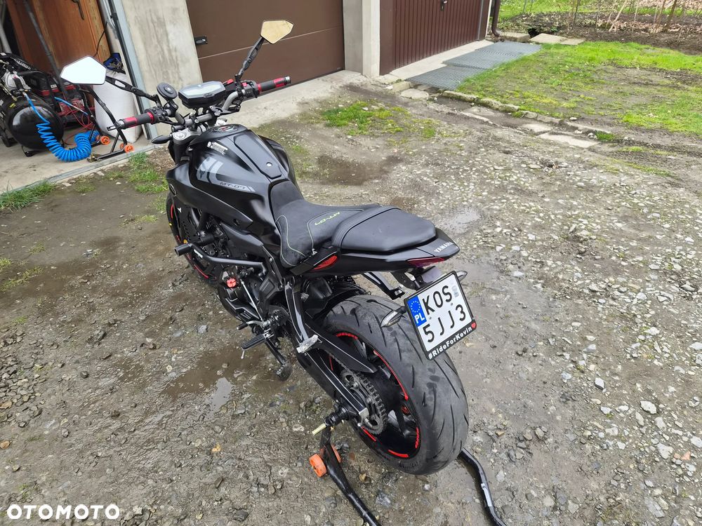 Yamaha MT - 8