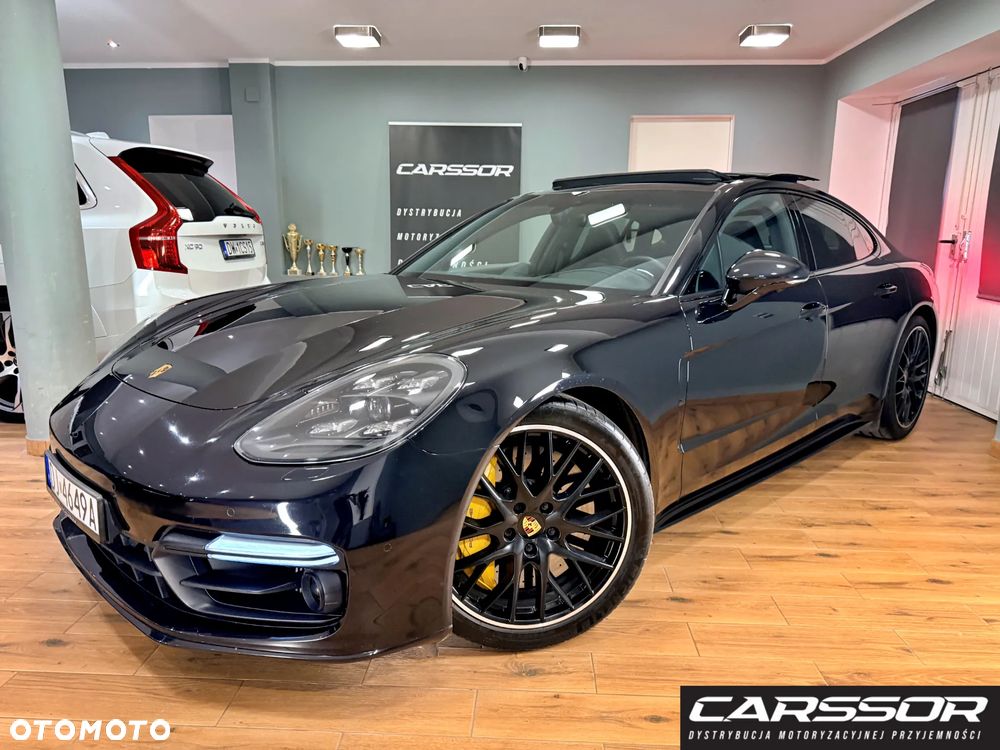 Porsche Panamera Turbo Executive - 27
