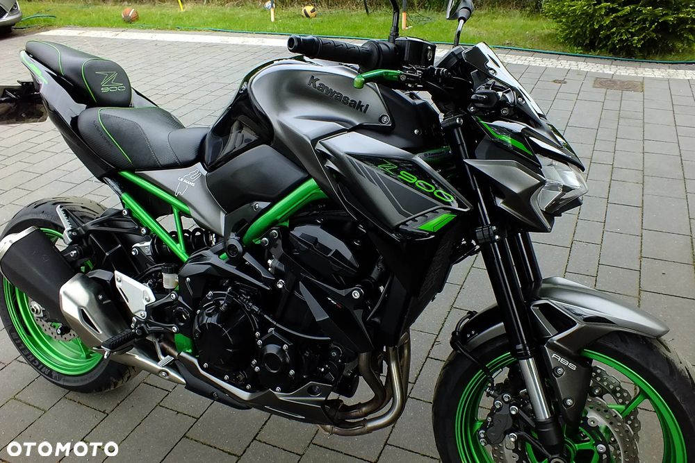 Kawasaki Z 900 - 11