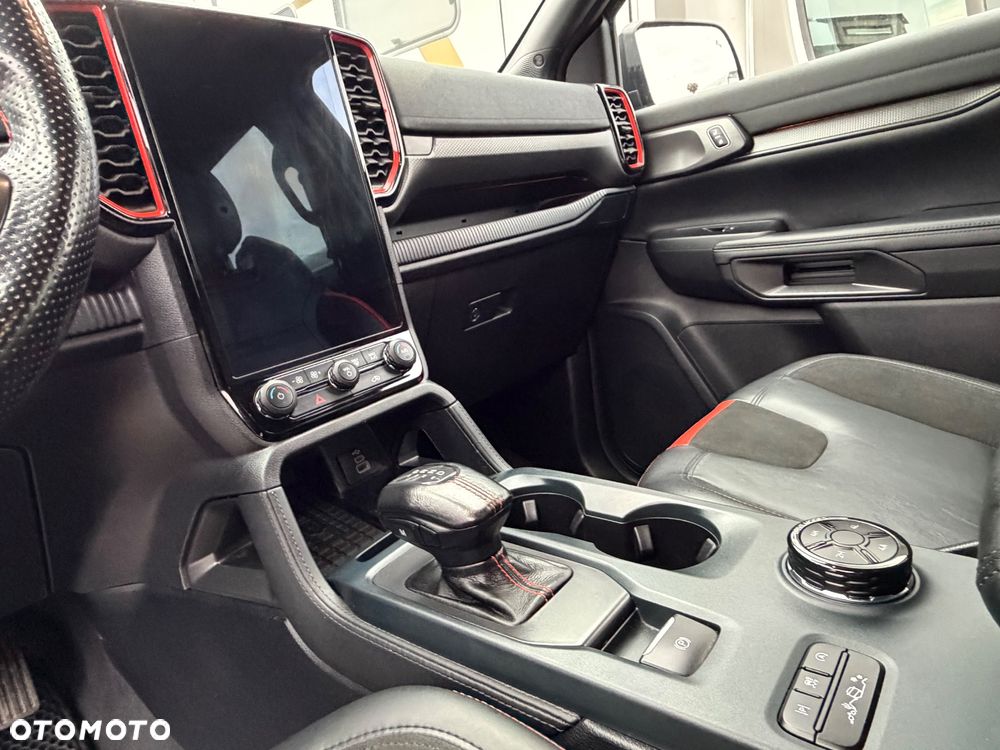 Ford Ranger Raptor - 12