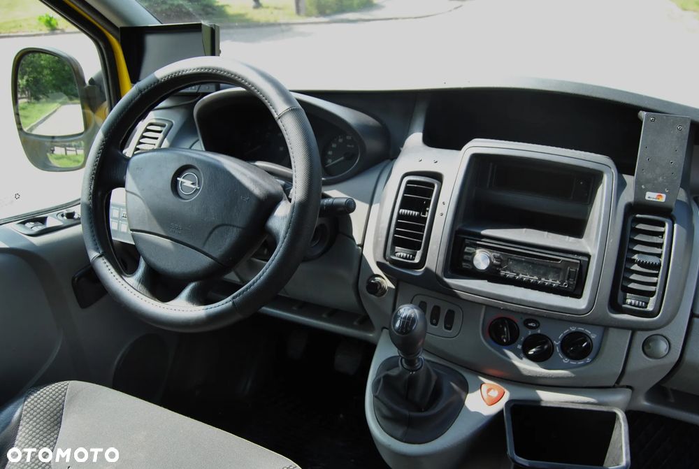 Opel Vivaro - 7
