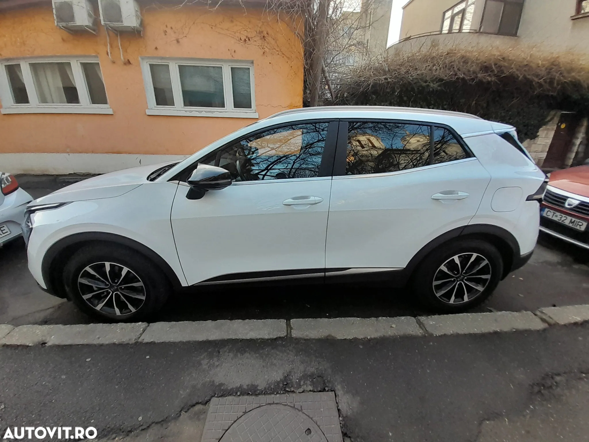 Kia Sportage 1.6 T-GDI 6MT 4x2 Urban - 14
