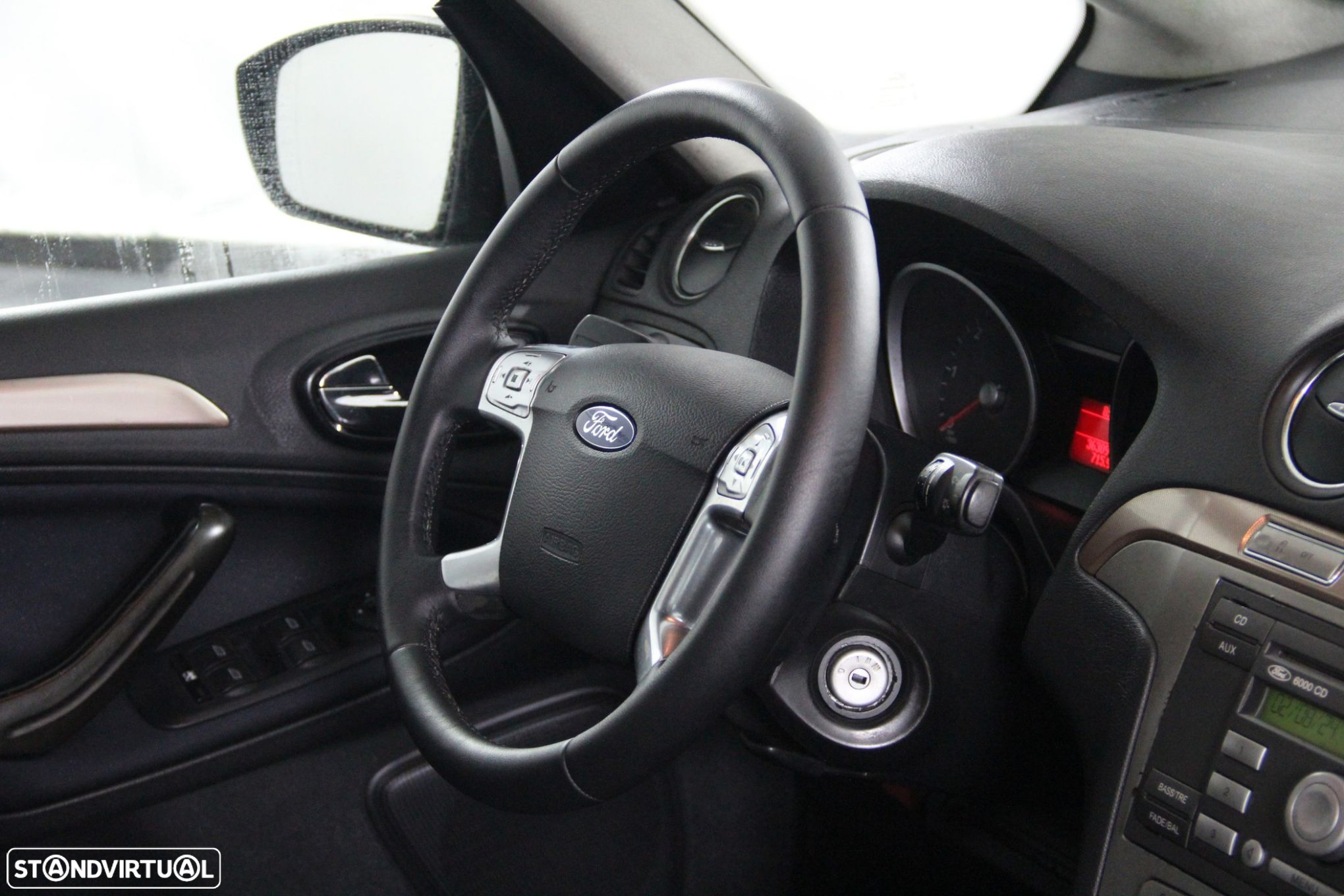 Ford Galaxy 1.8 TDCi Ghia - 11