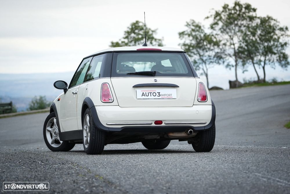 MINI 3 Portas One Aut. - 4