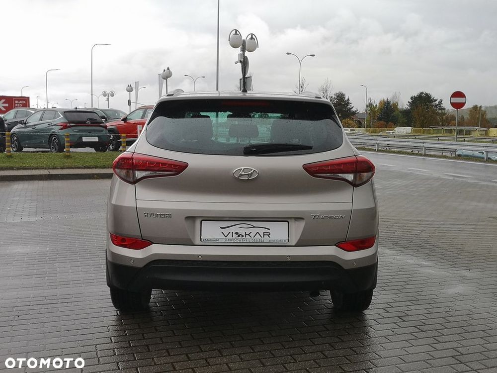 Hyundai Tucson 1.6 GDI BlueDrive Comfort 2WD - 9