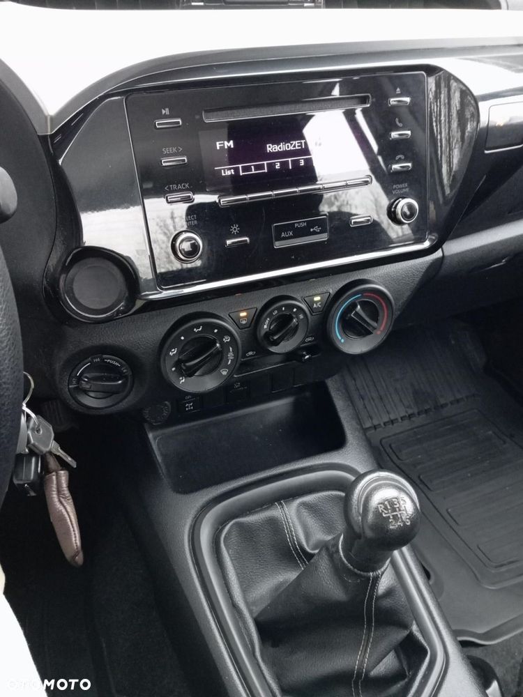 Toyota Hilux 2.4 D-4D Double Cab DLX 4x4 - 18