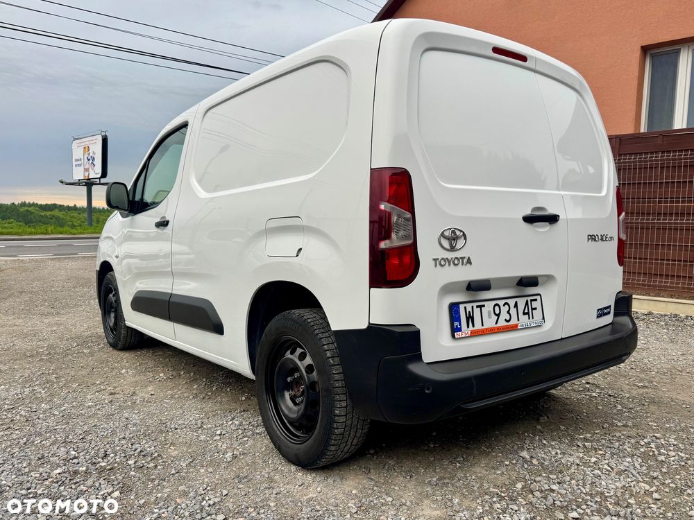 Toyota PROACE city - 10