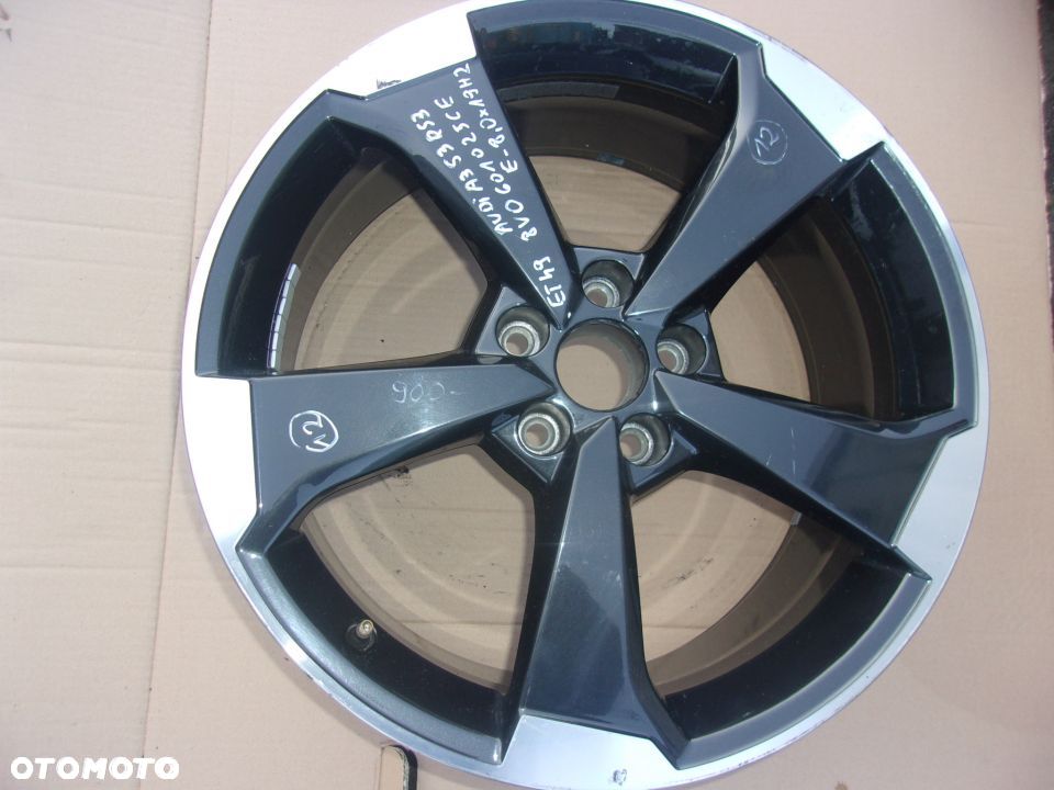 FELGA ALUMINIOWA AUDI A3 S3 RS3 8VO601025CE 19 - 1