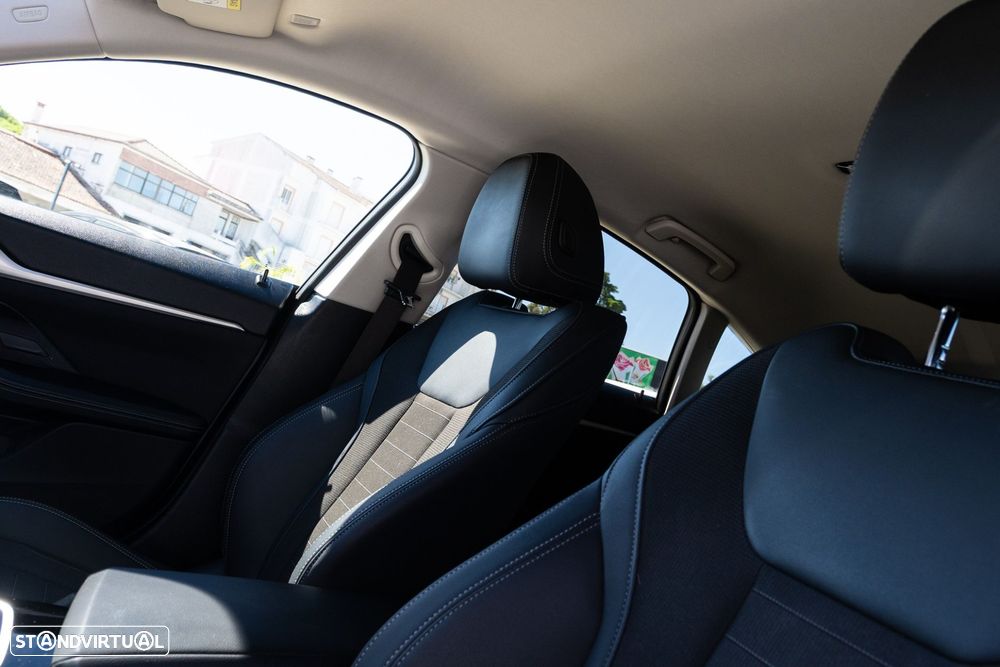 BMW i4 eDrive35 - 15