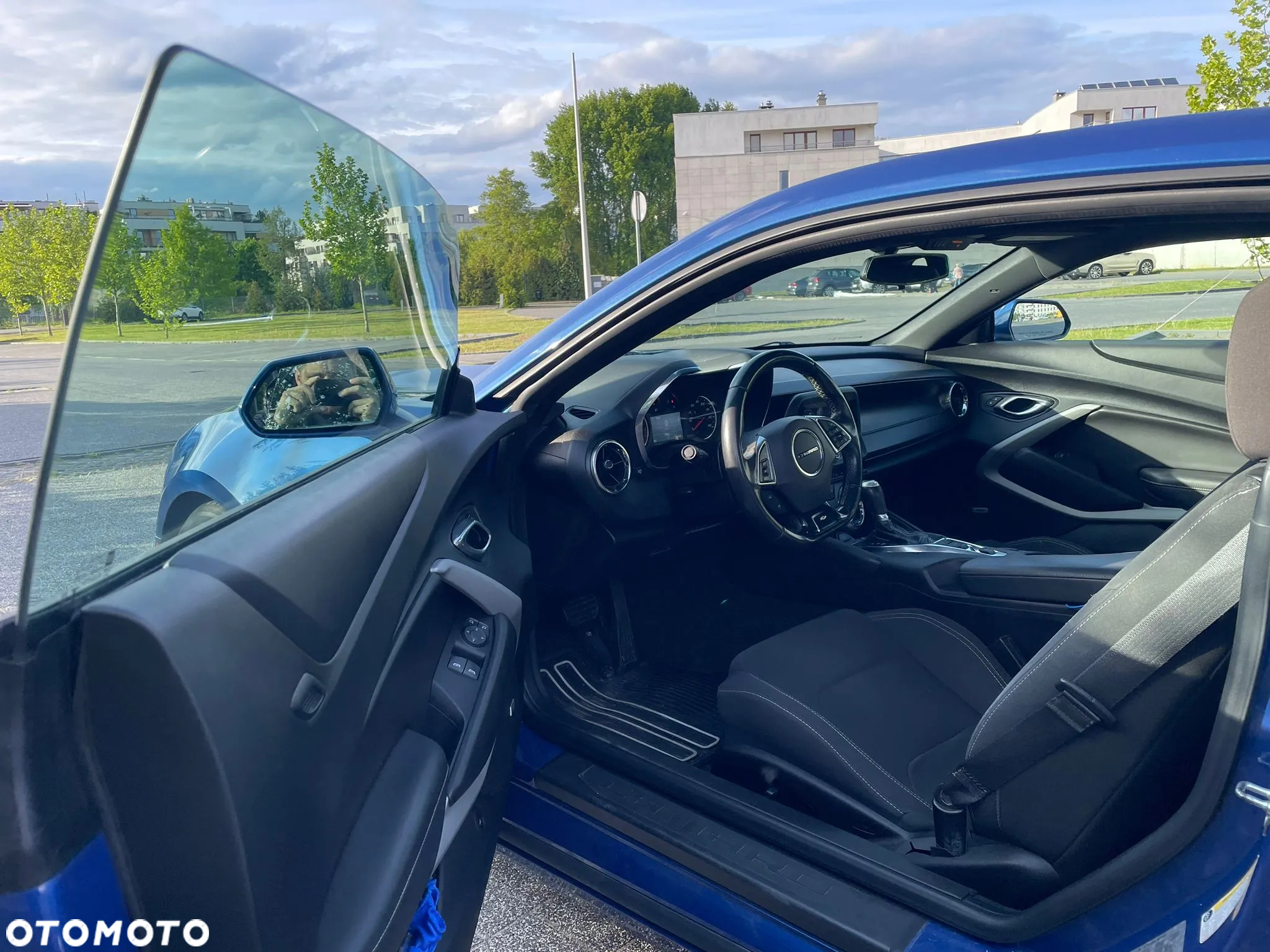 Chevrolet Camaro Coupe 2.0 - 6