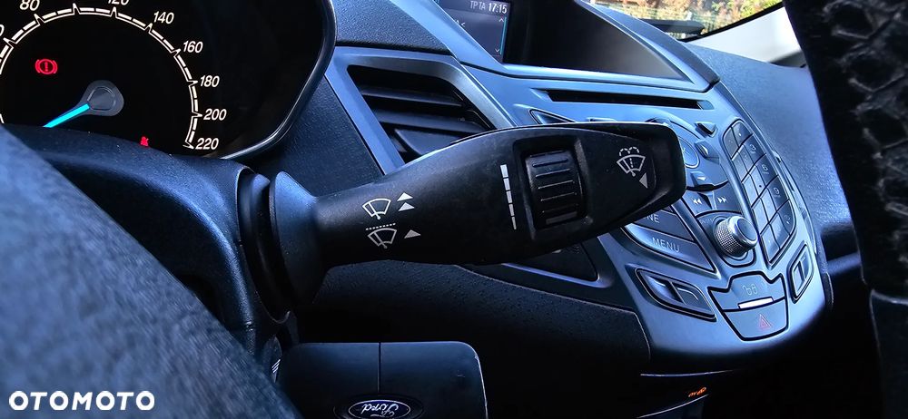 Ford Fiesta 1.0 EcoBoost S&S ST-LINE - 35