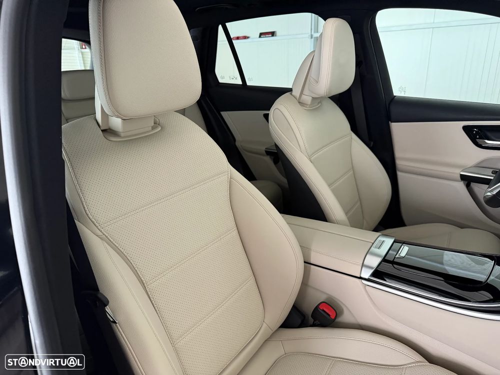 Mercedes-Benz GLC 300 e 4Matic 9G-TRONIC Avantgarde Advanced - 55