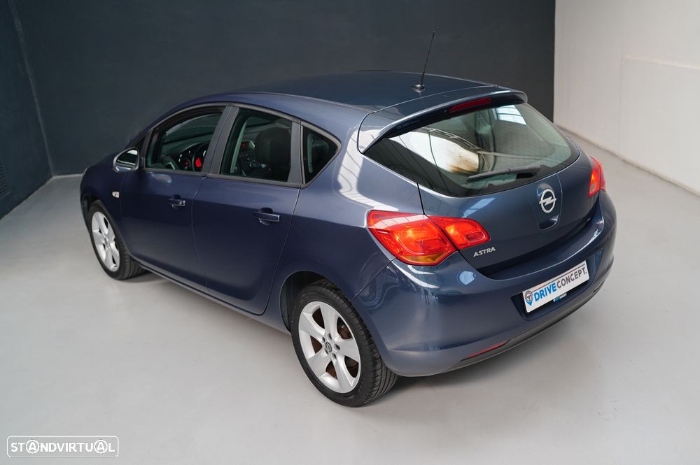 Opel Astra 1.4 Cosmo S/S - 26