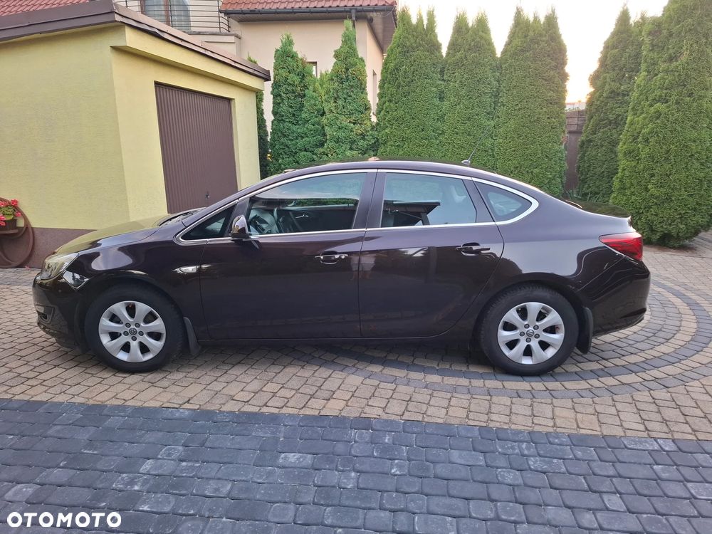 Opel Astra 1.4 T Energy EU6 - 10